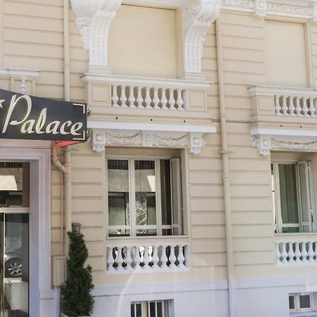 Hotel Little Palace Dibrugarh Extérieur photo