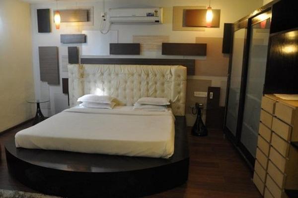 Hotel Little Palace Dibrugarh Extérieur photo