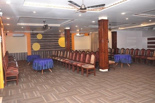Hotel Little Palace Dibrugarh Extérieur photo
